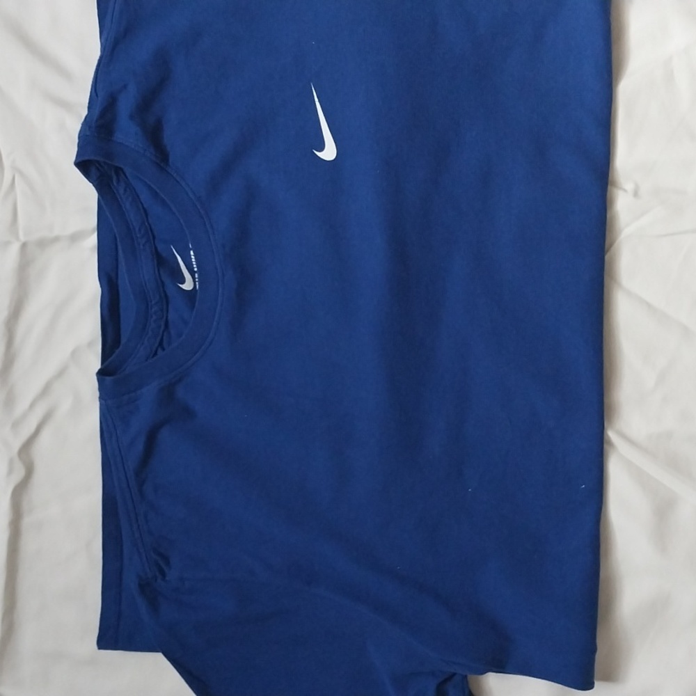 Nike Tee